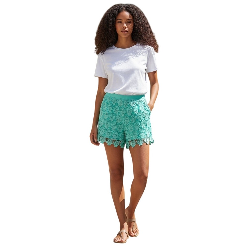 Catch My I Teal Green Floral Guipure Lace Scalloped Hem Shorts Womens Size 7